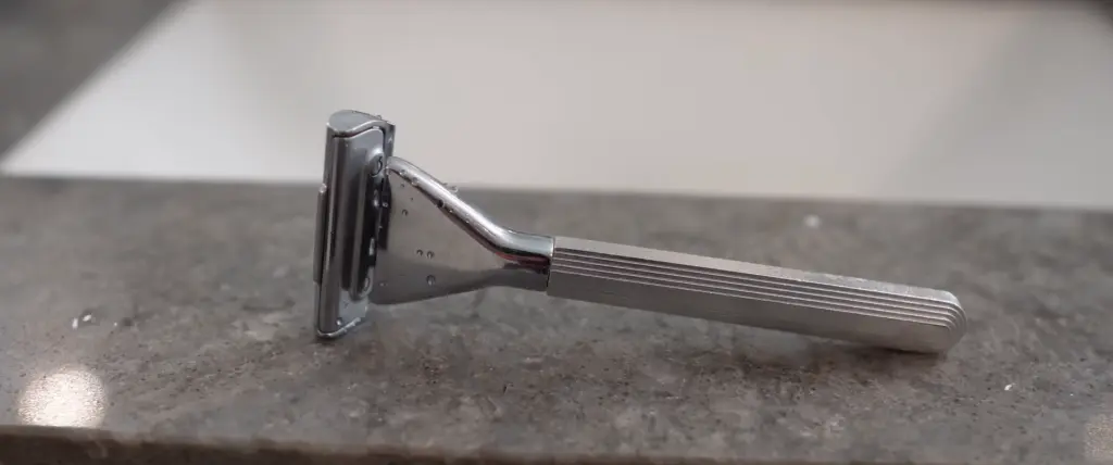 The Single Edge MAX